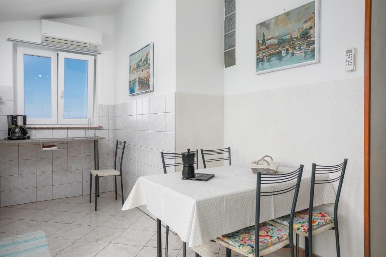 Apartment Rukavina ニヴィーチェ エクステリア 写真