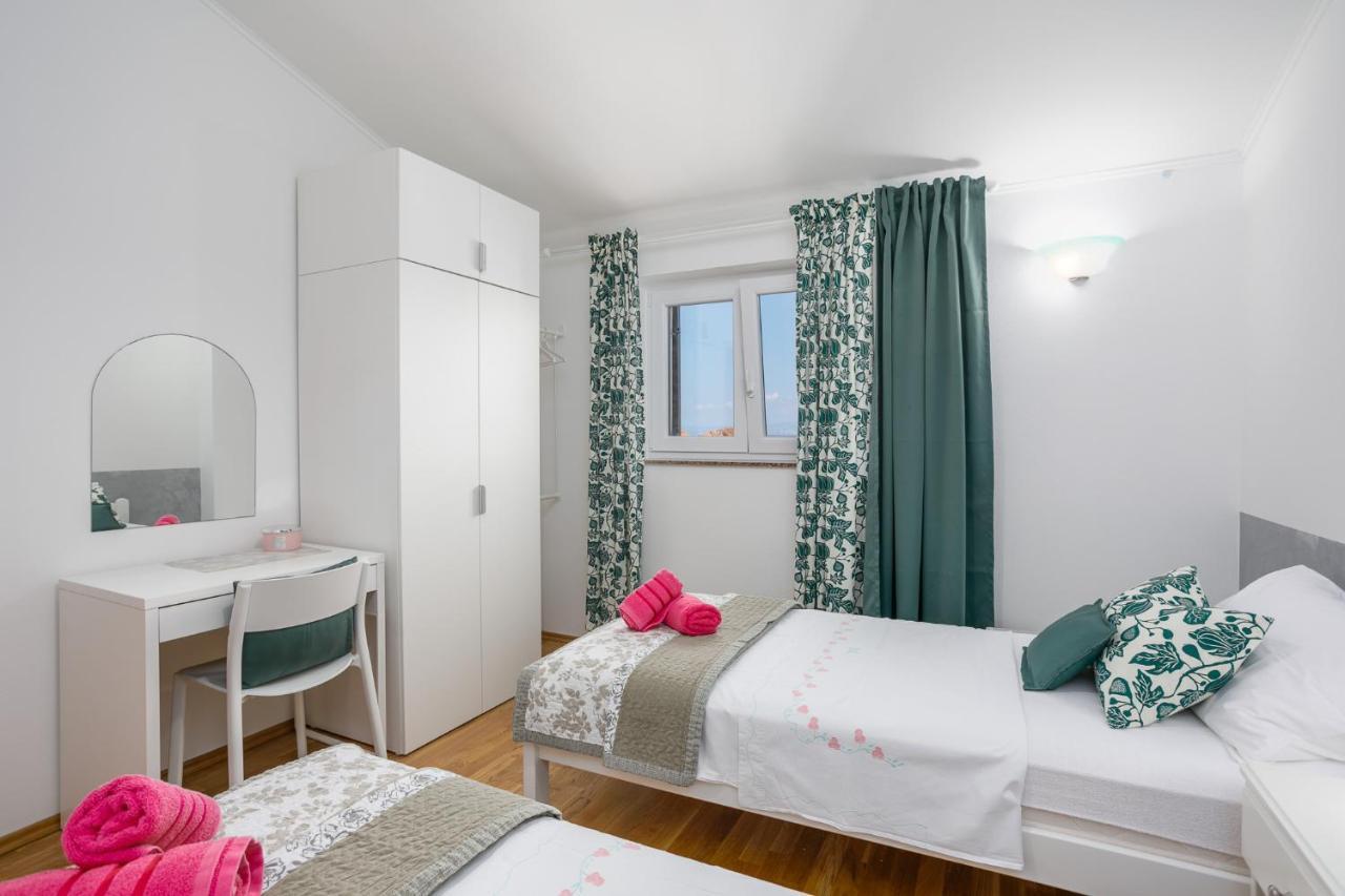 Apartment Rukavina ニヴィーチェ エクステリア 写真