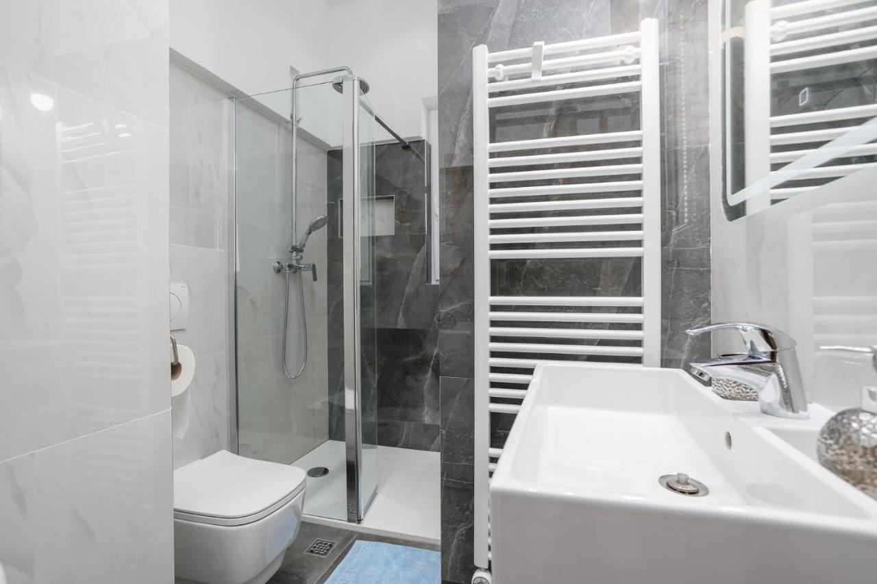 Apartment Rukavina ニヴィーチェ エクステリア 写真